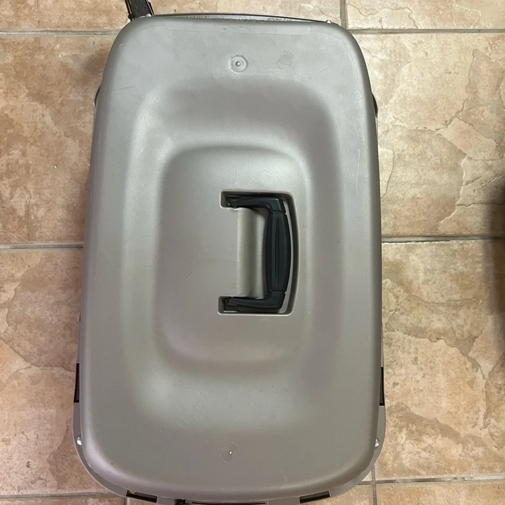Pet carrier